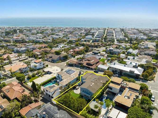 700 John St Manhattan Beach, CA 90266