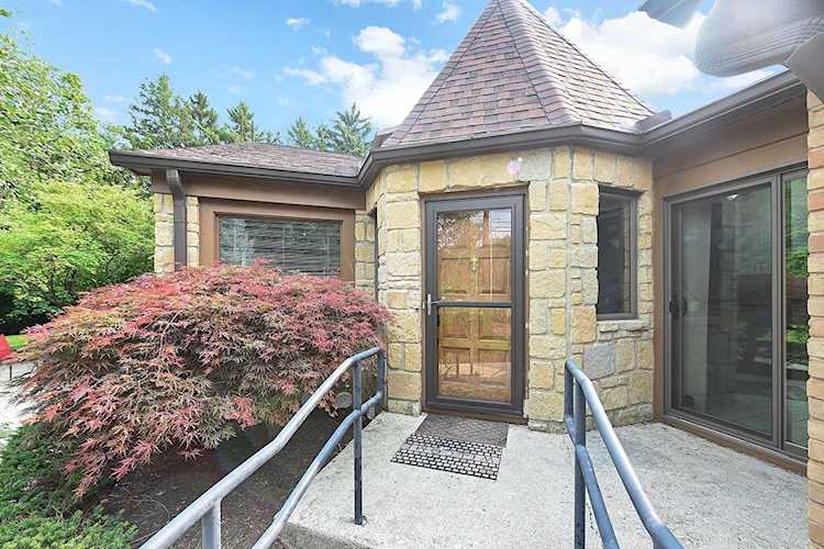 3301 Mansion Way Upper Arlington, OH 43221