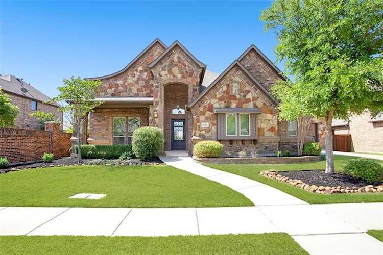 9124 Belshire Drive North Richland Hills, TX 76182