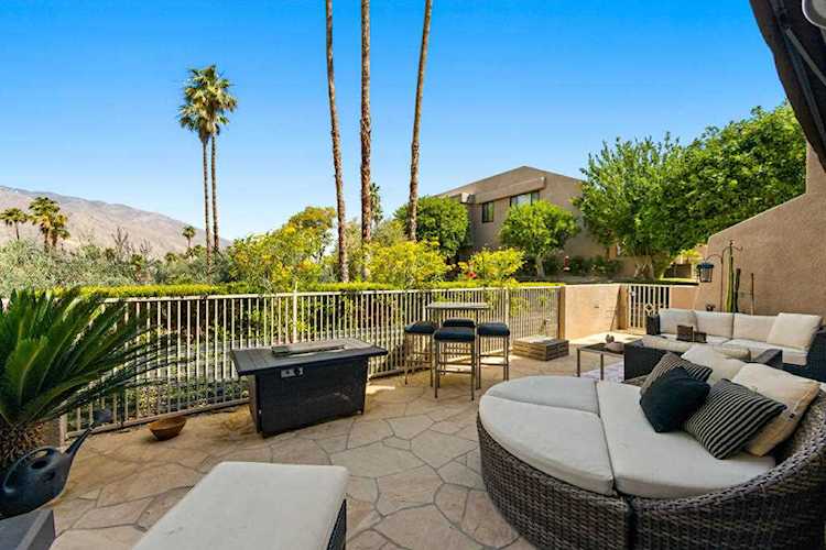 3752 Bogert Trl Palm Springs, CA 92264