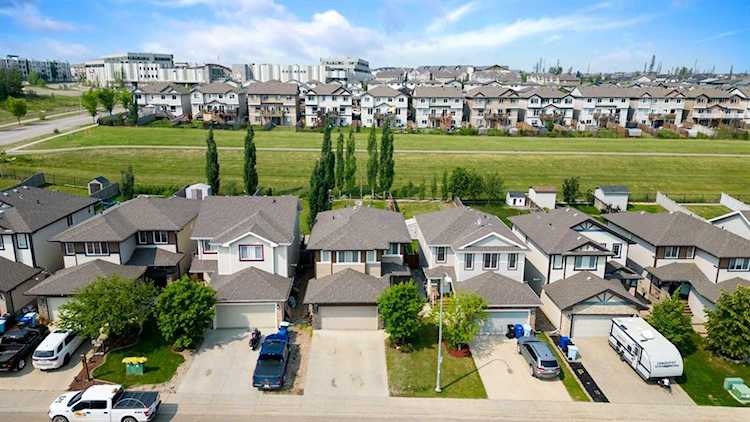 120 Gravelstone Way Fort McMurray, AB T9K 0