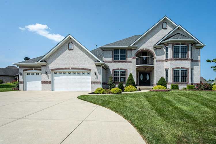 7444 Park Avon, IN 46123