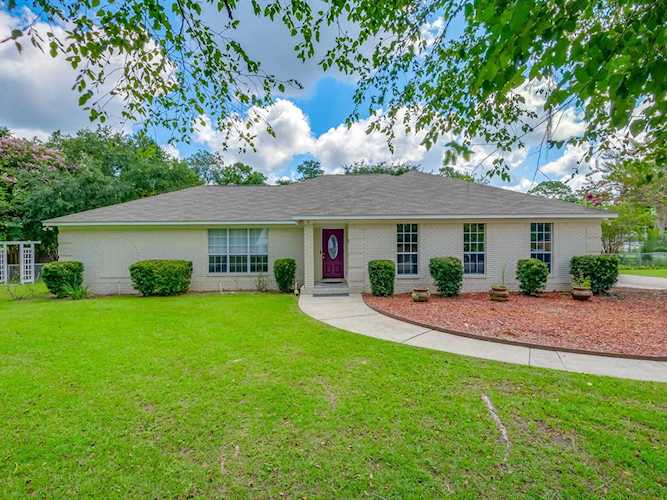 9 Crested Eagle Dr Crawfordville, FL 32327