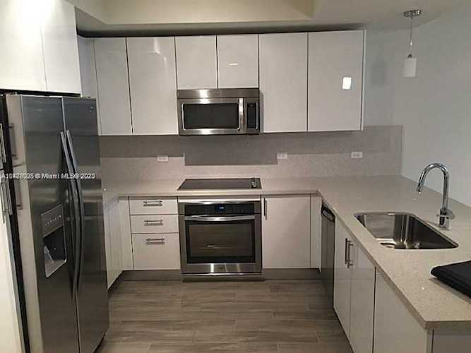 999 SW 1st Ave #1513 Miami, FL 33130