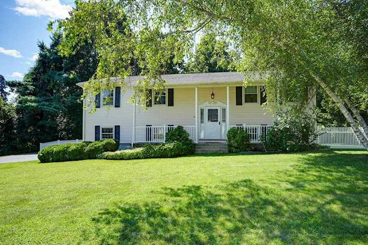 Shrewsbury, 3 Alice Avenue, MA, home for sale, MLS#:73144288 Photo 1