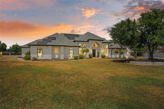 717 Pintail Court Granbury, TX 76049