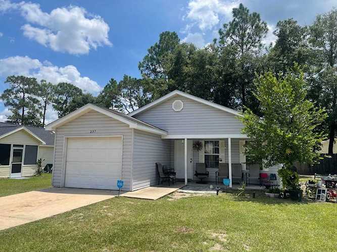 237 Briley Ct Tallahassee, FL 32305 in Southfork Photo 1