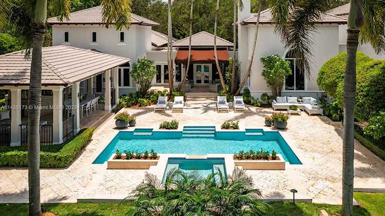 5601 Arbor Ln Coral Gables, FL 33156