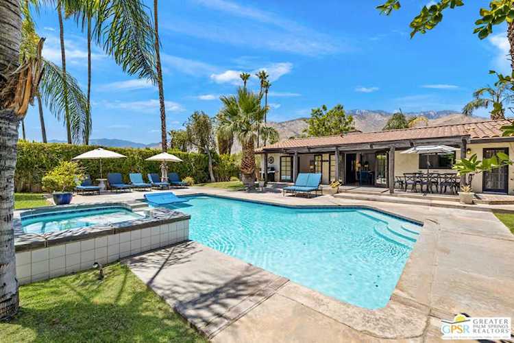 1120 N Asher Dr Palm Springs, CA 92262