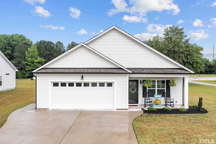 708 Maple Avenue Dunn, NC 28334 home for sale, MLS#2514221 - My Integra Realty Photo 1