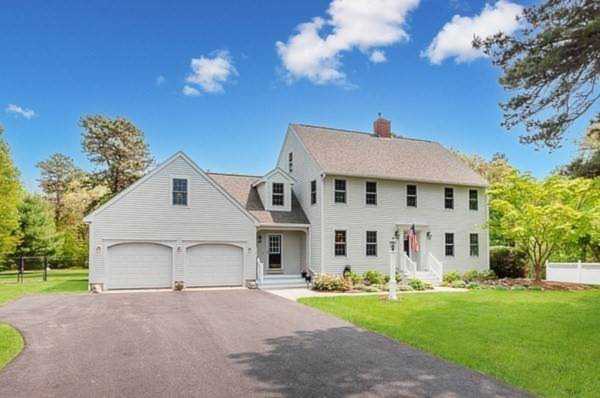 42 Bullivant Farm Rd Marion, MA 02738 home for sale, MLS#73117835 - Moor Realty Photo 1