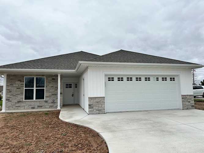1740 Anna Ct #6 Green Bay, Village of Bellevue, WI 54311