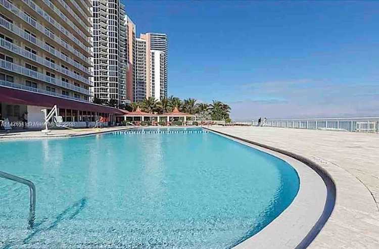 19201 Collins Ave #934 Sunny Isles Beach, FL 33160