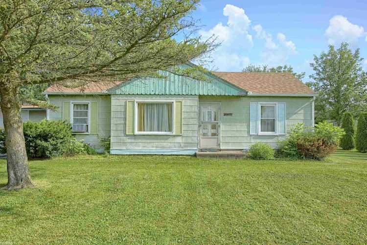 16671 29 Mile Corner Ray Twp, MI 48096