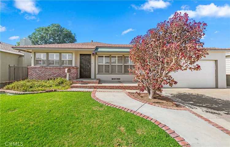1231 E Mayfair Ave, Orange, CA 92867 | MLS# OC23116195 | property for lease Photo 1