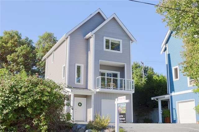 585 Larch St Nanaimo, BC V9S 2G2