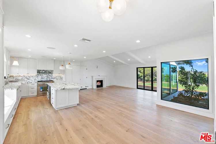 6272 Tapia Dr Malibu, CA 90265