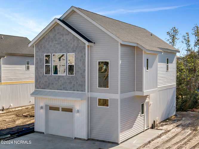106 Hidden Cove Place Carolina Beach, NC 28428