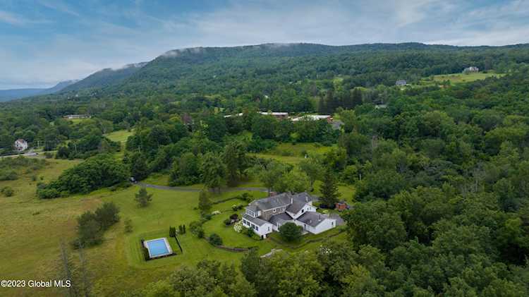 1160 Berne-Altamont Rd Altamont, NY 12009