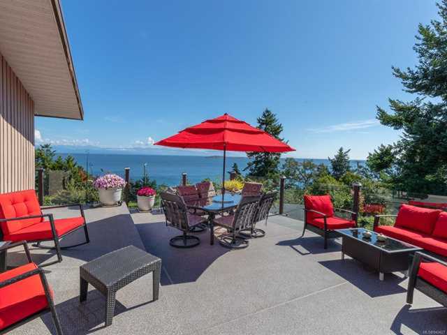 3652 Dolphin Dr Nanoose Bay, BC V9P 9H2