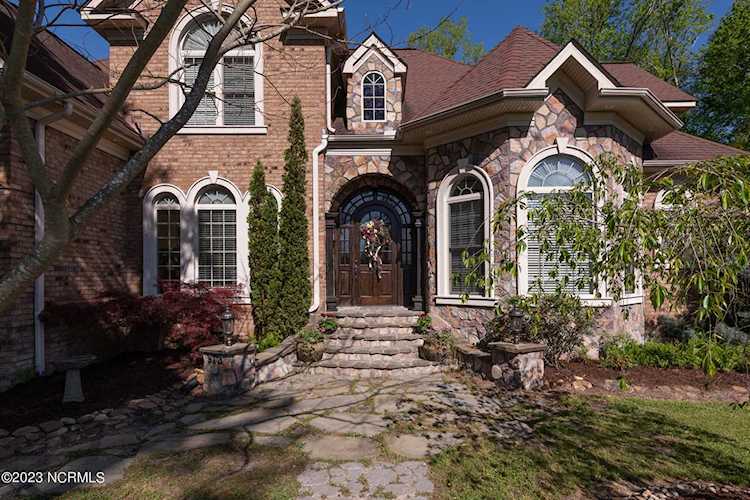 912 Van Gert Dr Winterville, NC 28590