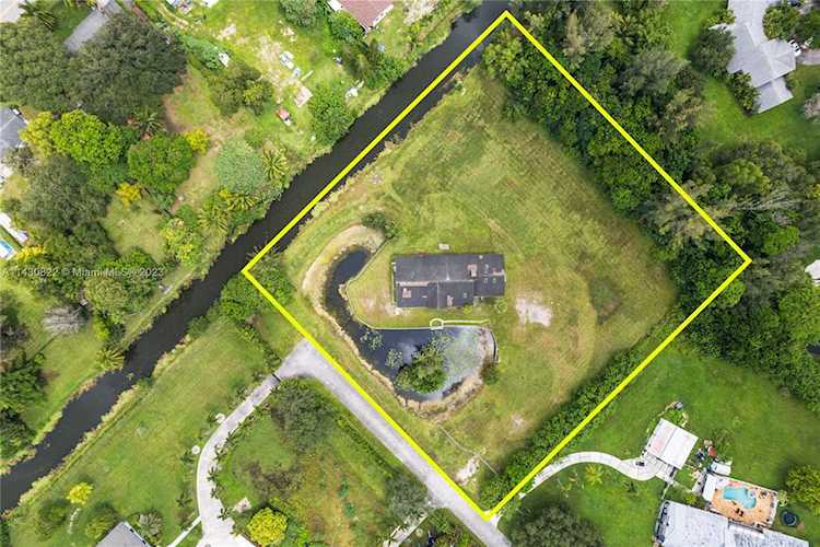 18900 SW 50th St Southwest Ranches, FL 33332