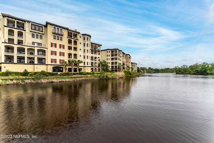 3958 Baymeadows RD Jacksonville, FL 32217