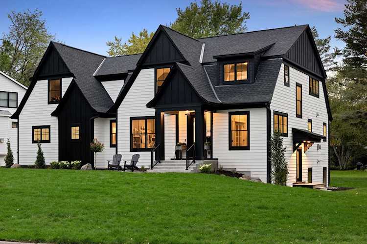 4300 Ridge Court Minnetonka, MN 55391