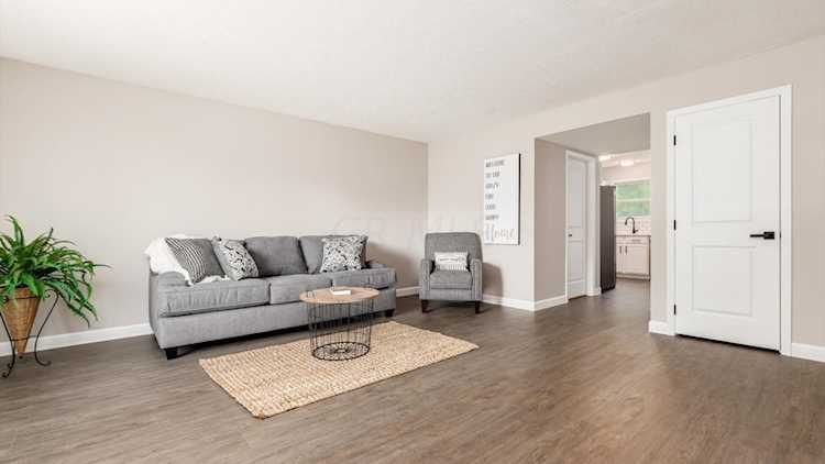1045 Oxford Drive Pataskala, OH 43062 | MLS 223024131 Photo 1