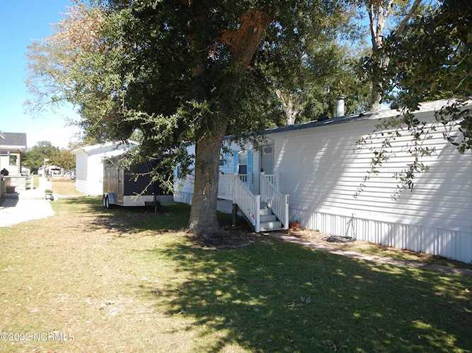 308 Blue Goose Ln Newport, NC 28570