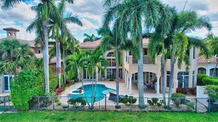 17869 Key Vista Way Boca Raton, FL 33496