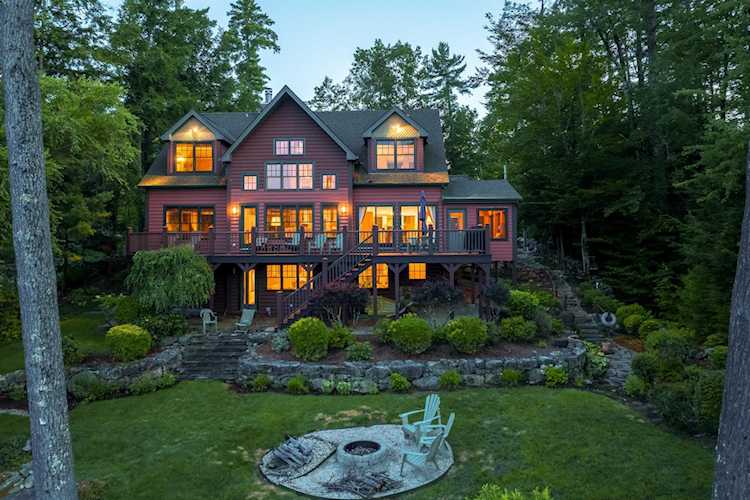 89 Eagle Shore Rd Moultonborough, NH 03254
