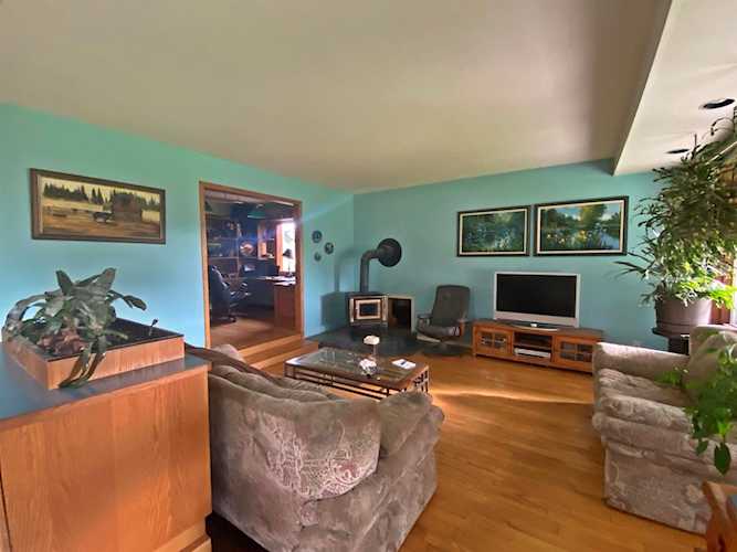 2 Mclure Ferry Road No City Value, BC V0E 2H0 MLS® R2805476