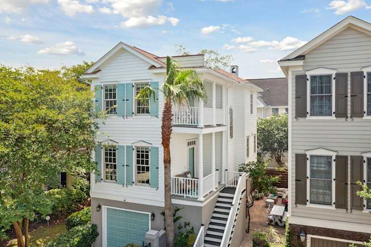 25 Harleston Place Charleston, SC 29401 | MLS 23012431 Photo 1