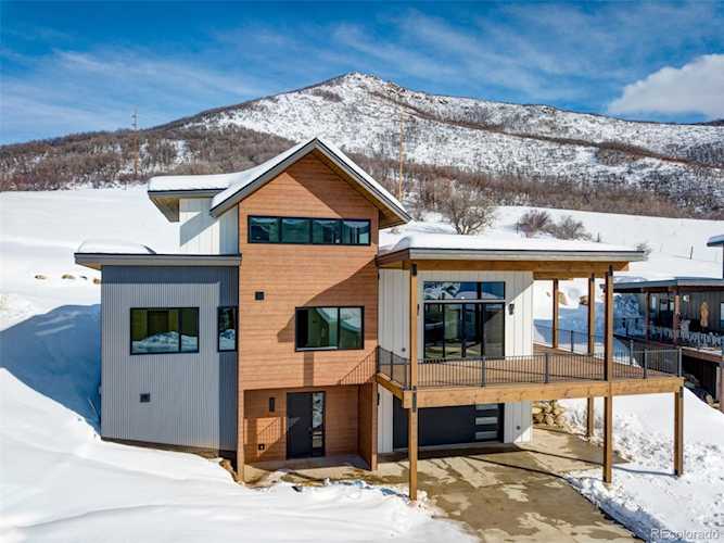 2020 Sunlight Dr Steamboat Springs, CO 80487