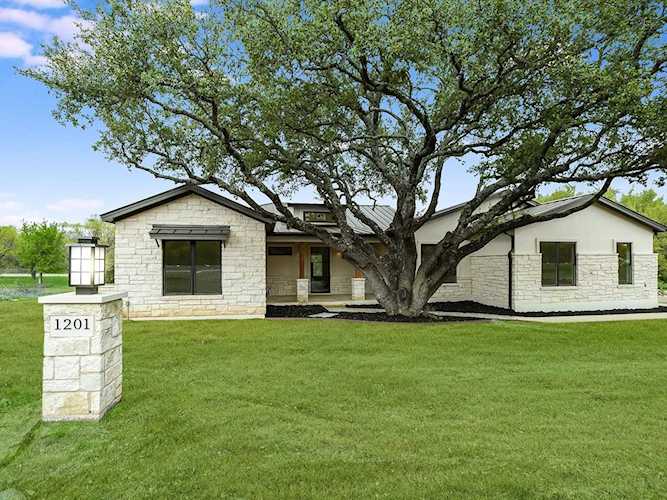 1201 Hi Fault Horseshoe Bay, TX 78657