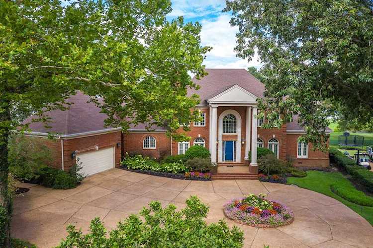 8596 The Island At Southwind Dr Memphis, TN 38125 | MLS 10154091 Photo 1