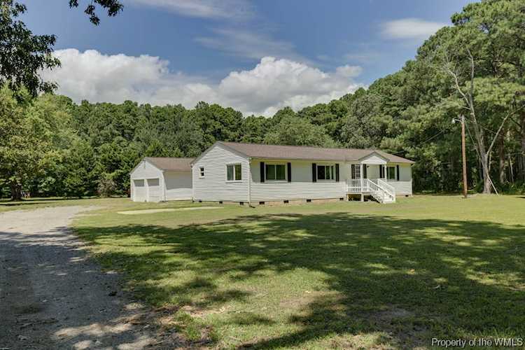 9523 Cuba Rd Hayes, VA 23072