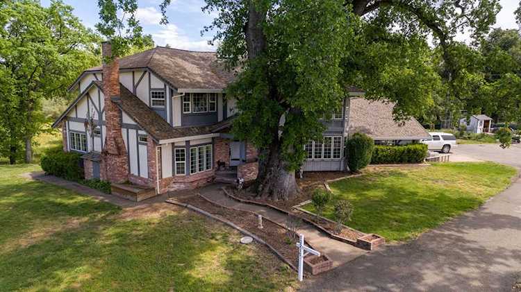 10215 Oriole Ln Palo Cedro, CA 96073