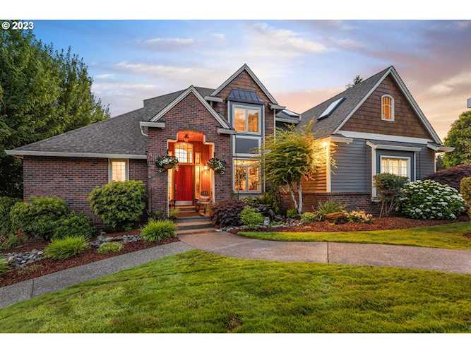 2075 52nd CT Washougal, WA 98671