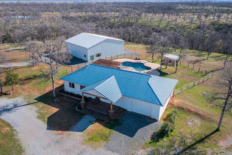 22989 Antler Rd Millville, CA 96062
