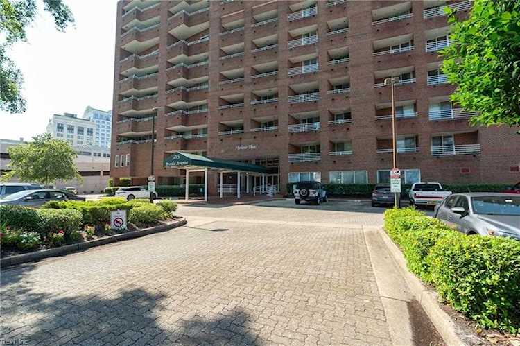 215 Brooke Ave #202 Norfolk, VA 23510