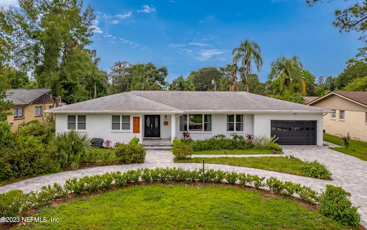 4012 San Remo DR Jacksonville, FL 32217