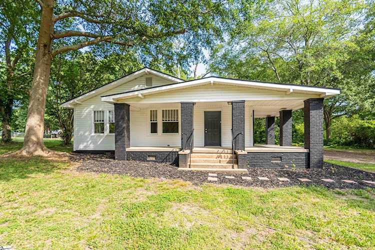 18 Dendy Street Pelzer, SC 29669 | MLS 1499612 Photo 1