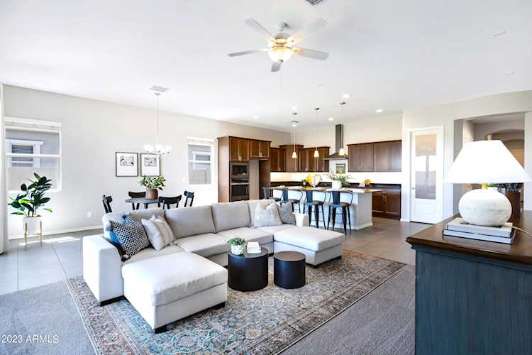 23039 E Thornton Road Queen Creek, AZ 85142