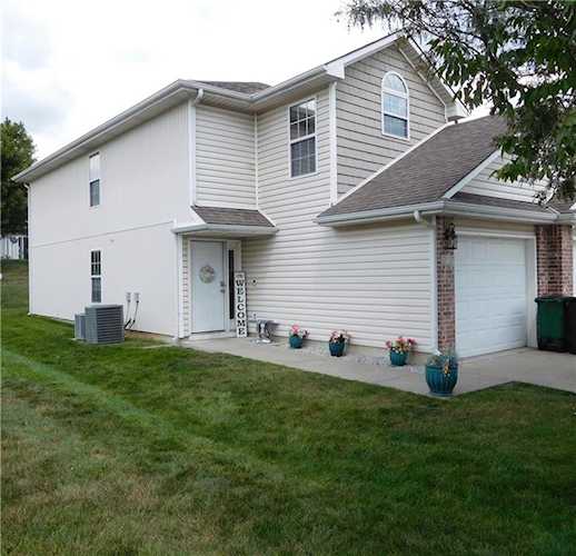 917 SW Imperial Ln Blue Springs, MO 64064 | MLS 2449281 Photo 1