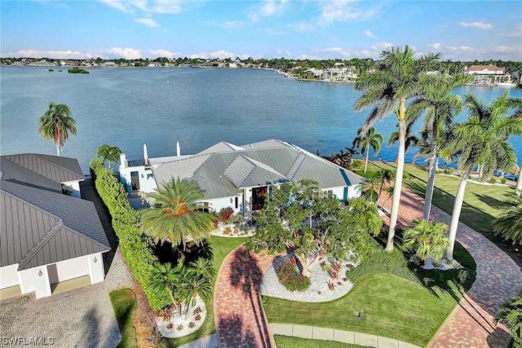 1431 Quintara Ct Marco Island, FL 34145