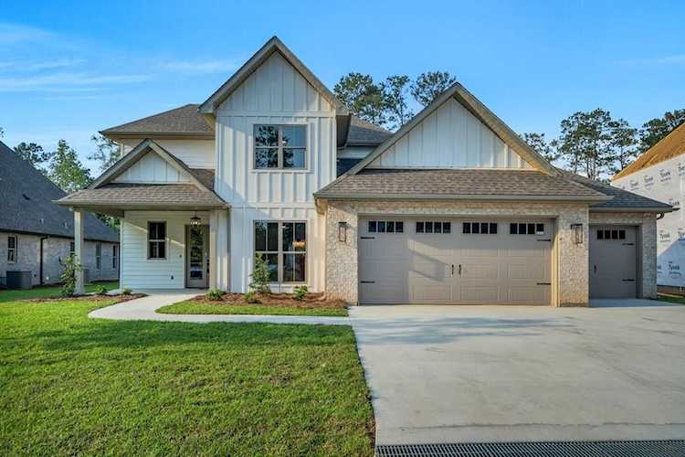 5053 Twin River Place Covington, LA 70433