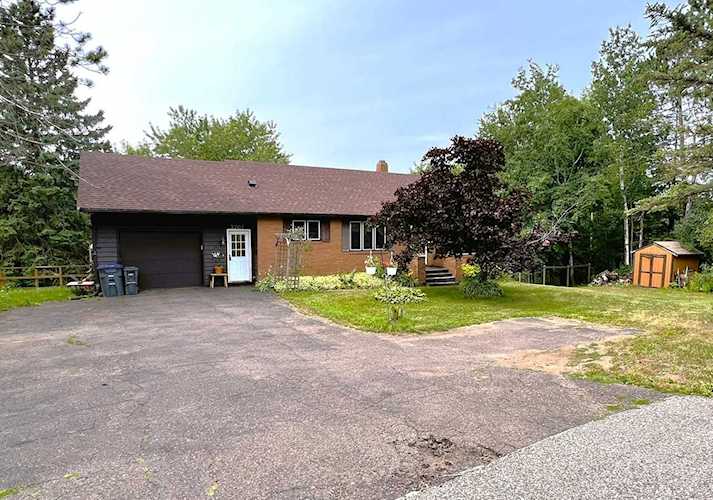 3707 Trinity Road Duluth, MN 55811