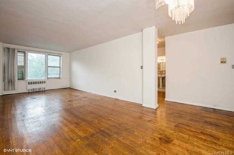 180 Van Cortlandt Park S #3A Bronx, NY 10463